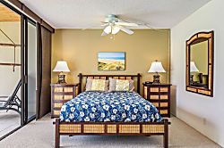 Surf & Racquet 7-103