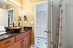 Surf & Racquet 7-103