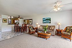 Surf & Racquet 7-103