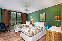 Kona Surf & Racquet Club 3-202