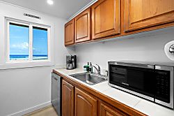 Kona Surf & Racket Club Townhouse 3