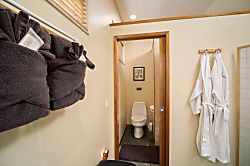 Aloha AKU CoCoPalm Suite