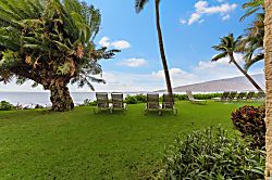 Kihei Beach 110 - Property grounds