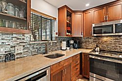 Kihei Beach 110 - Private kitchen