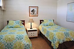 Kamaole Nalu 605 - Room