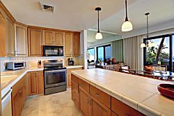 Makena Surf G-204 - Private kitchen