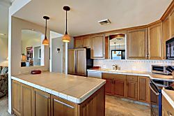 Makena Surf G-204 - Private kitchen