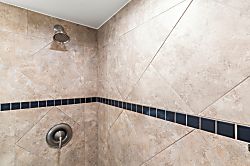 Kihei Beach Condo #510 - Bathroom