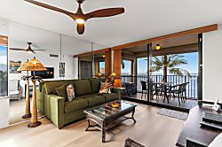 Kihei Beach Condo #510 - Living area