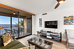 Kihei Beach Condo #510 - Living area