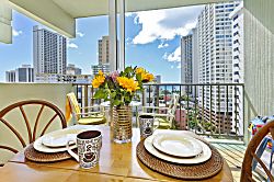 Waikiki Park Heights #1105