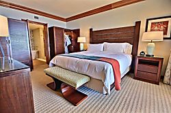 Hyatt Residence Club Ka'anapali 2BR Oceanfront Upp