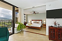 Waikiki Banyan #2003-T2