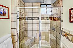 Kealia Resort 304 - Bathroom