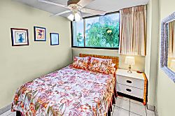 Kealia Resort 304 - Room
