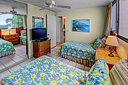 Kealia Resort 304 - Room