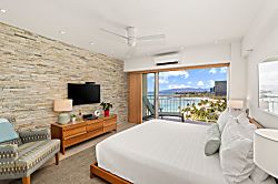 Waikiki Shore Waikiki Shore #1302