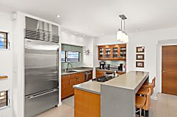 Waikiki Shore Waikiki Shore #1302