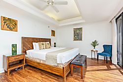 Royal Garden Penthouse 25th Floor