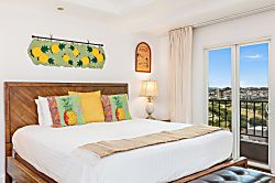 Royal Garden Penthouse 25th Floor