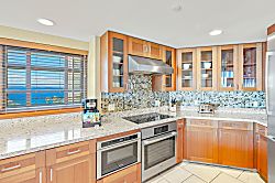 Hyatt Residence Club Ka'anapali 3BR Oceanfront Upp