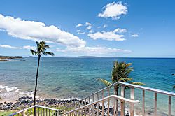 Kamaole Nalu 106 - Property grounds