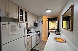 Kihei Bay Surf #144 - Private kitchen