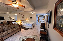 Kihei Bay Surf #144 - Room