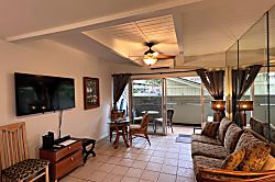 Kihei Bay Surf #144 - Living area