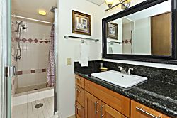 Waikiki Park Heights #1511