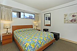 Waikiki Park Heights #1511