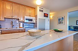 Sugar Beach Resort 612 - Private kitchen