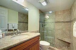 Kihei Surfside 211 - Bathroom