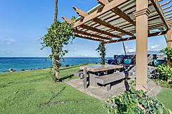 Kihei Surfside 211 - Outdoor dining