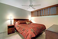 Kihei Surfside 211 - Room