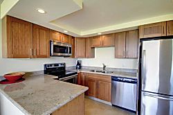 Kihei Surfside 211 - Private kitchen