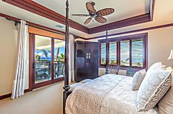 Waiulaula Ridge UH201