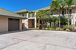 Waiulaula Ridge UH201