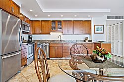 Kihei Beach 406 - Private kitchen