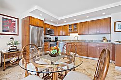 Kihei Beach 406 - Private kitchen