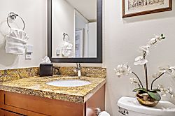 Kihei Beach 406 - Bathroom