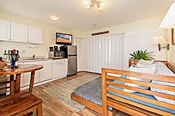 Cabana Waikiki 303