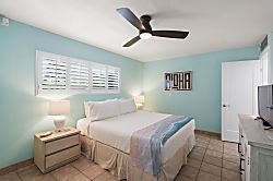Kihei Beach Condo 306 - Room