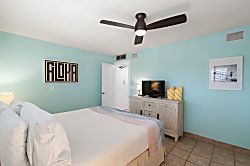 Kihei Beach Condo 306 - Room