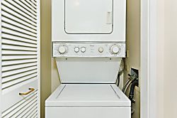 Waikiki Beach Tower #2302