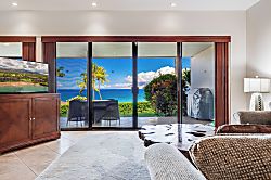 Makena Surf C-103 - Living area