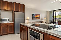 Maui Vista 2220 - Private kitchen