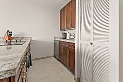 Maui Vista 2220 - Private kitchen