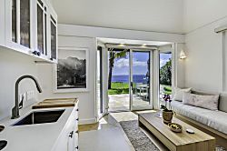 Kilauea Oceanfront Luxury Cottage