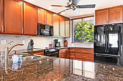 Country Club Villas 302